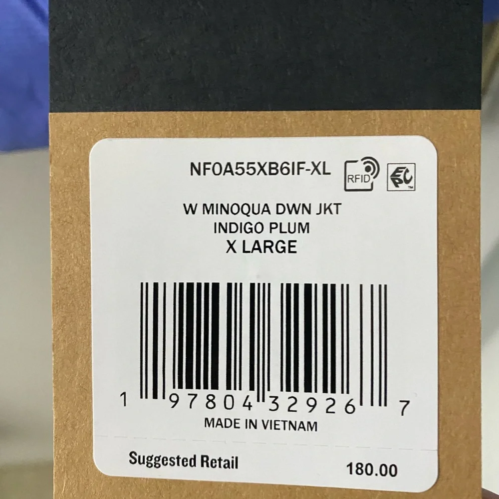 The North Face Puffer Jacket - Picture 3 of 3